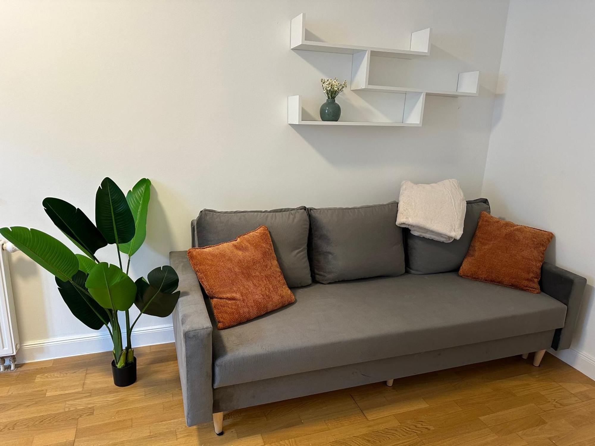 Bella Casa - Business&Family, 100M Zum Konzerteingang Schloss, Parkplatz, Smarttv, Netflix, Waschmaschine, 24H Checkin, 36Qm, Ap 12 Людвигсбург Экстерьер фото